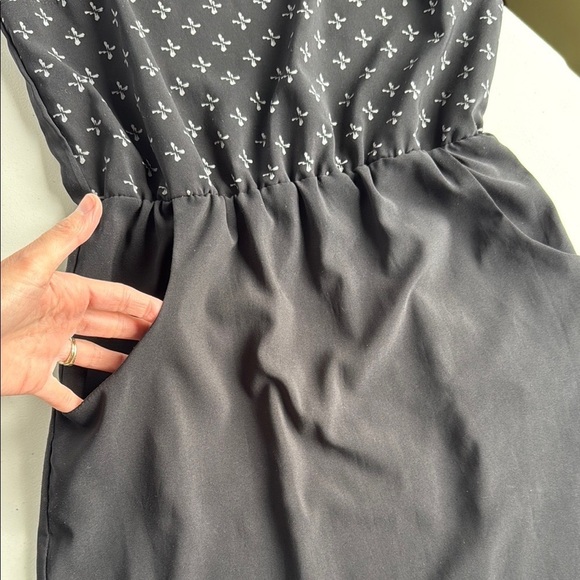Cokluch Black and White Midi Summer Dress with Pockets - Picture 7 of 15